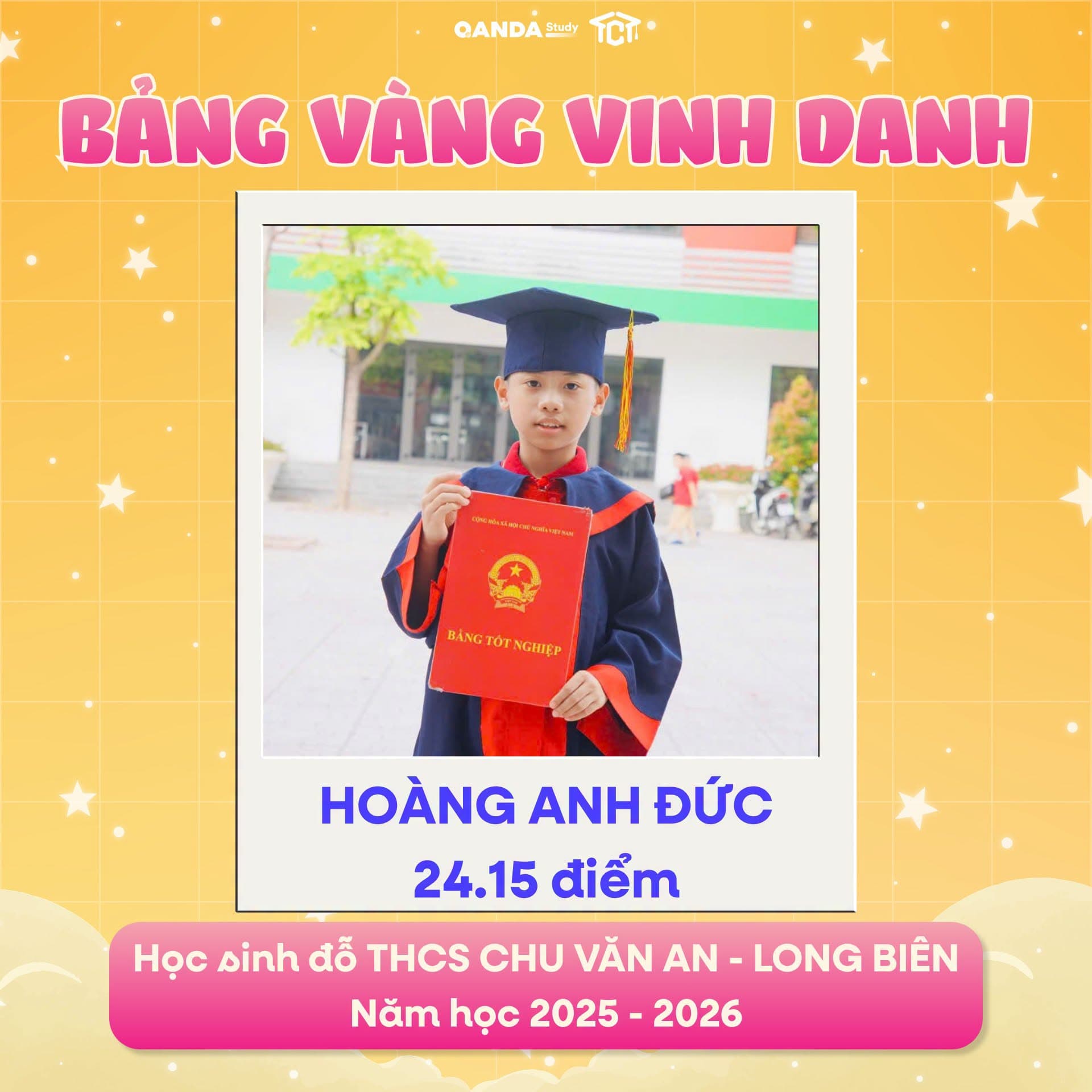 Ảnh vinh danh học sinh Hoàng Anh Đức tại Bảng Vàng Vinh Danh TCT Education